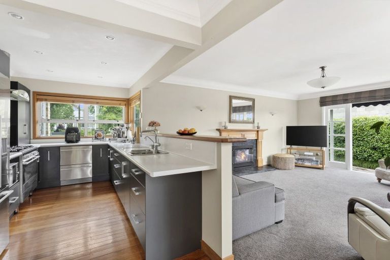 Photo of property in 39 Wordsworth Street, Leamington, Cambridge, 3432