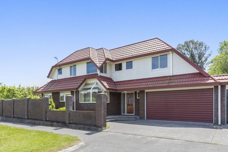 Photo of property in 2 Hurunui Street, Cracroft, Christchurch, 8025