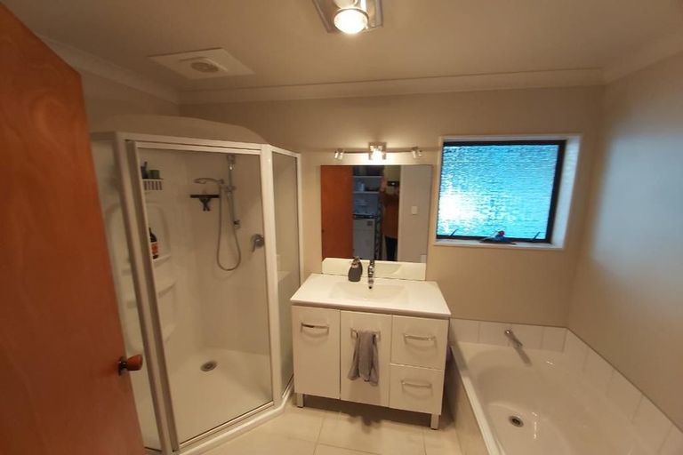 Photo of property in 162a Vivian Street, New Plymouth, 4310