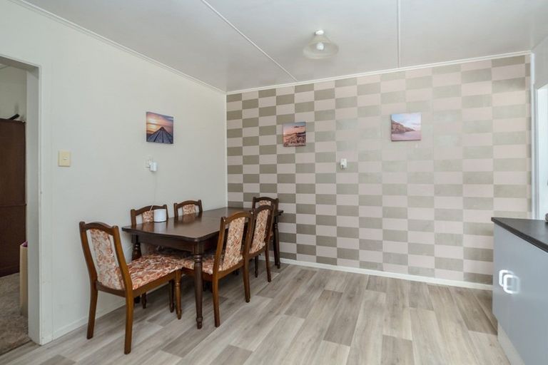 Photo of property in 44 Waite Street, Featherston, 5710