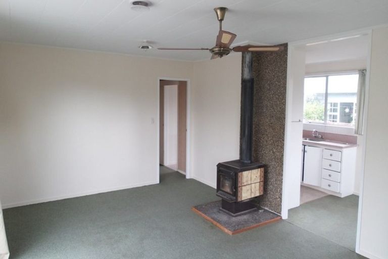 Photo of property in 8 Coleman Place, Darfield, 7510