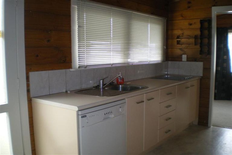 Photo of property in 32a Andrew Road, Howick, Auckland, 2010