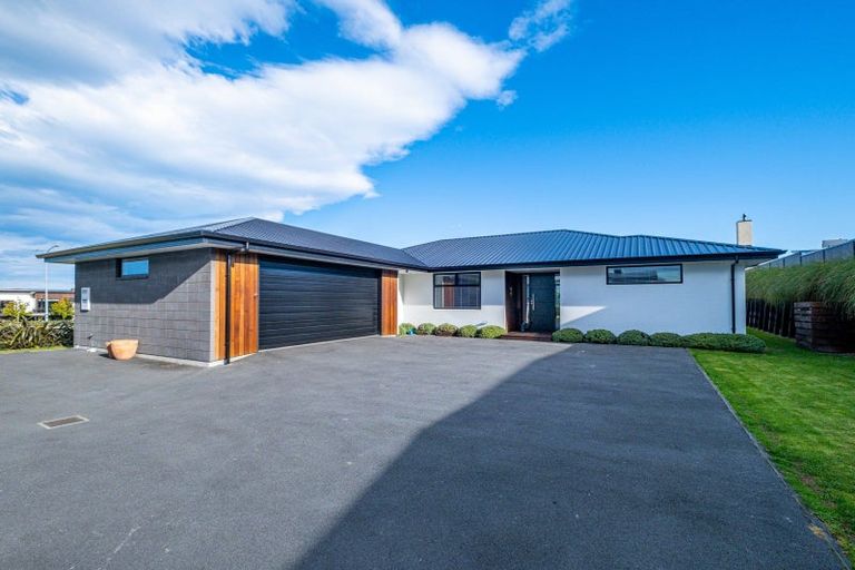 Photo of property in 22 Meadowstone Street, Gleniti, Timaru, 7910