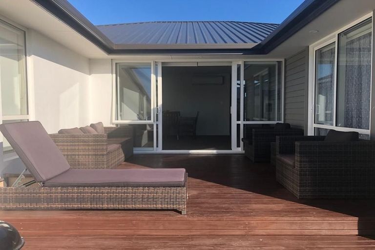 Photo of property in 4 Kingsbridge West, Burwood, Christchurch, 8083