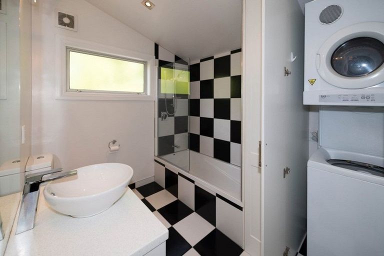 Photo of property in 7 Collins Street, Addington, Christchurch, 8024