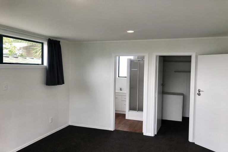 Photo of property in 12 Sacha Place, Glenview, Hamilton, 3206