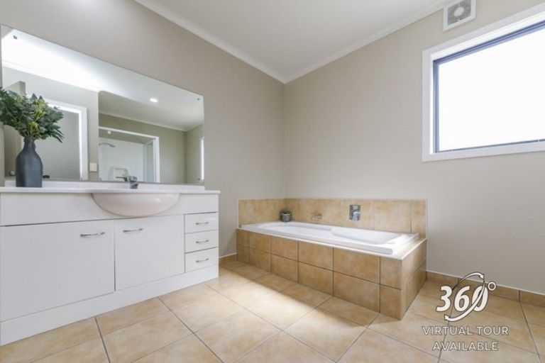 Photo of property in 4 Virginia Grove, Milson, Palmerston North, 4414