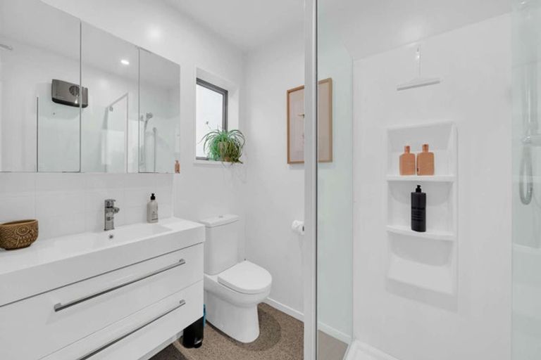 Photo of property in 1/32 Avalon Street, Richmond, Christchurch, 8013