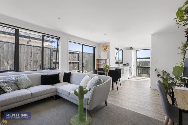 Photo of property in 25b Kiritiana Close, Pyes Pa, Tauranga, 3112