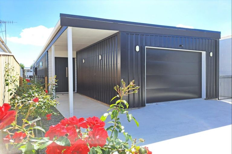 Photo of property in 125 Cambridge Street, Levin, 5510