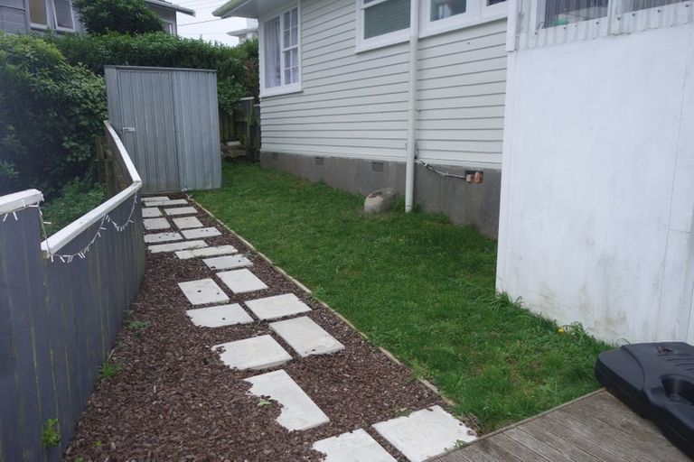 Photo of property in 9 Baffin Grove, Kingston, Wellington, 6021