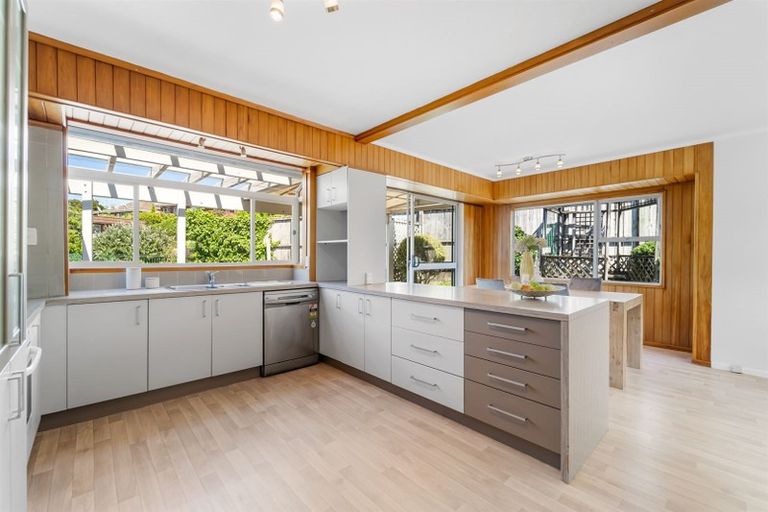 Photo of property in 10 Helvetia Drive, Browns Bay, Auckland, 0630