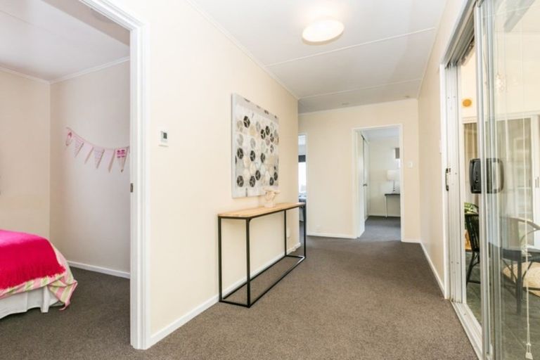 Photo of property in 156 Te Mata Road, Havelock North, 4130