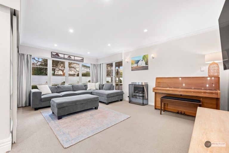 Photo of property in 1057 Fergusson Drive, Clouston Park, Upper Hutt, 5018