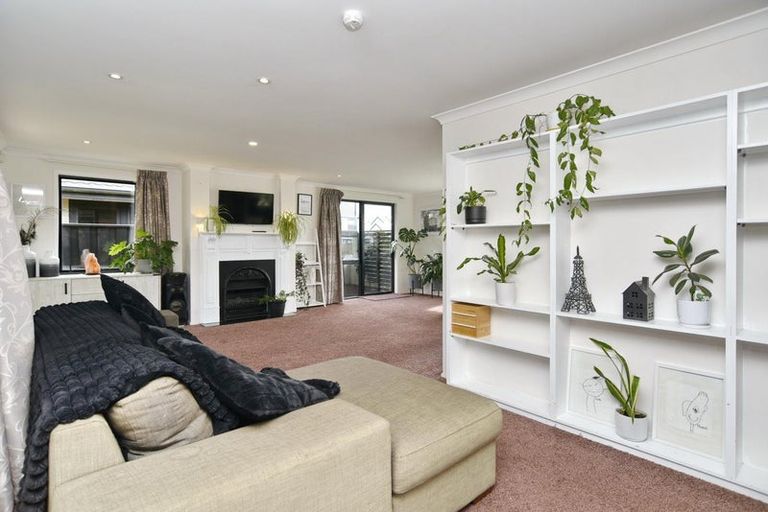 Photo of property in 47 Kawari Drive, Pegasus, 7612