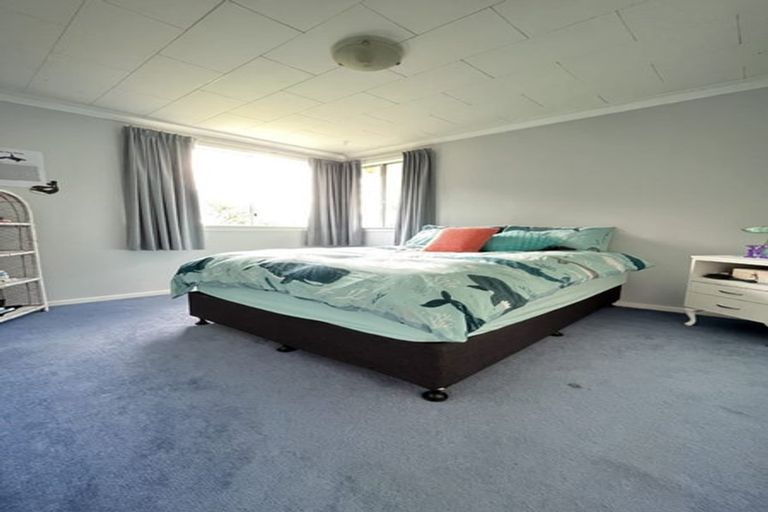 Photo of property in 1/20 Dakota Grove, Totara Park, Upper Hutt, 5018