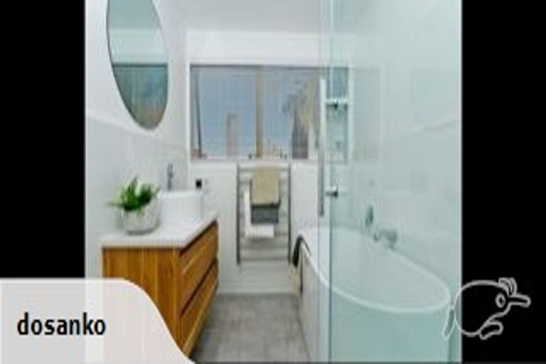 Photo of property in 1/1 Sanders Avenue, Takapuna, Auckland, 0622