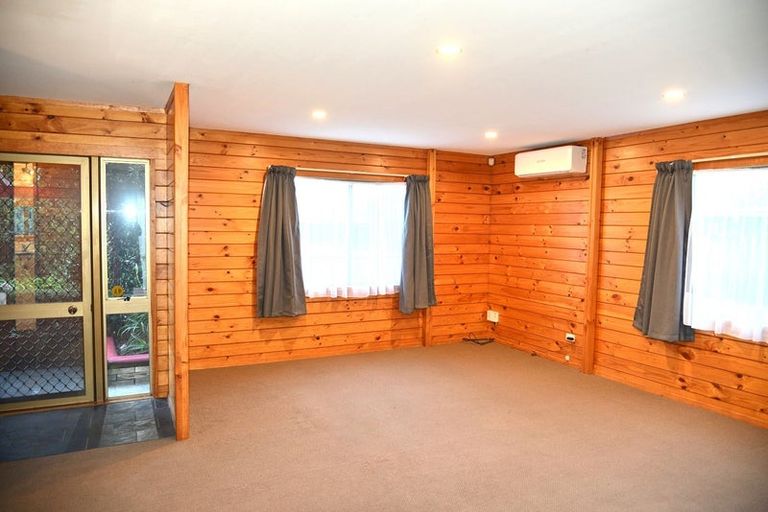 Photo of property in 21 Cambourne Road, Papatoetoe, Auckland, 2025