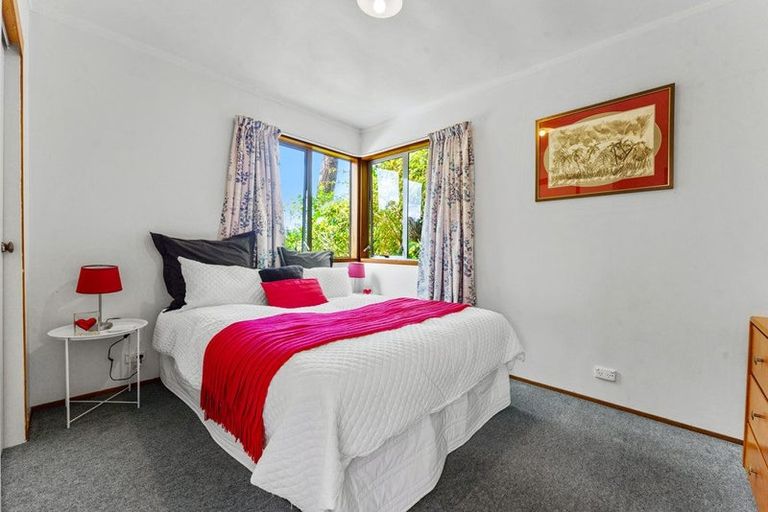 Photo of property in 31 Austin Road, Greenhithe, Auckland, 0632