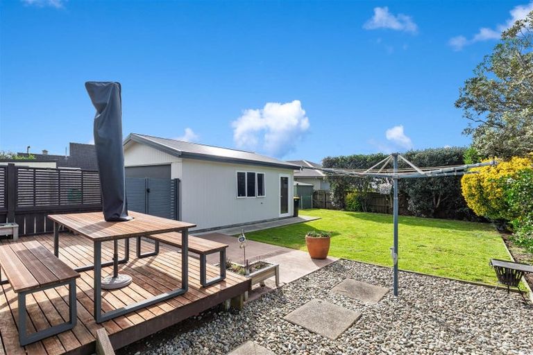 Photo of property in 17 Maitland Avenue, Stoke, Nelson, 7011