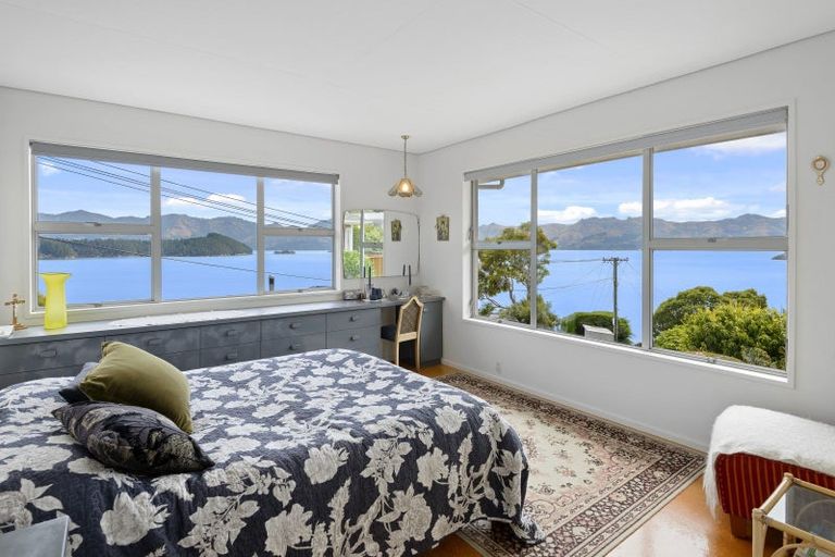 Photo of property in 11 Ngaio Lane, Charteris Bay, Lyttelton, 8971