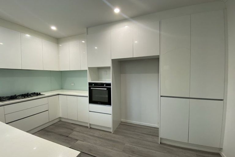 Photo of property in 3/32 Alfriston Road, Manurewa East, Auckland, 2102