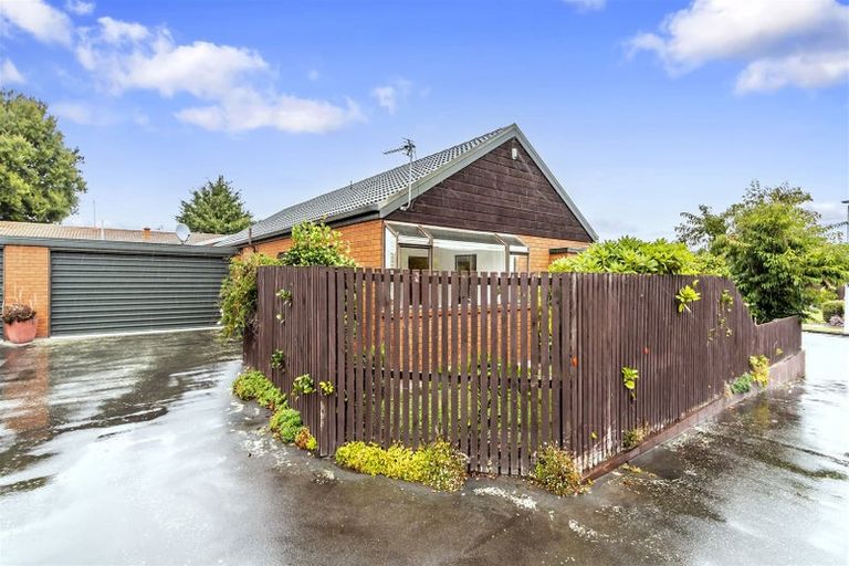 Photo of property in 40 Munro Street, Redwood, Christchurch, 8051
