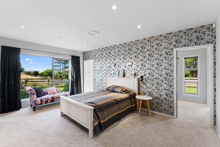 Photo of property in 191 Harakeke Road, Te Horo, Otaki, 5581