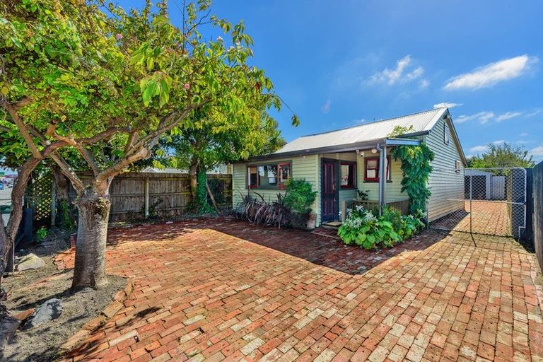 Photo of property in 437 Ferry Road, Woolston, Christchurch, 8023