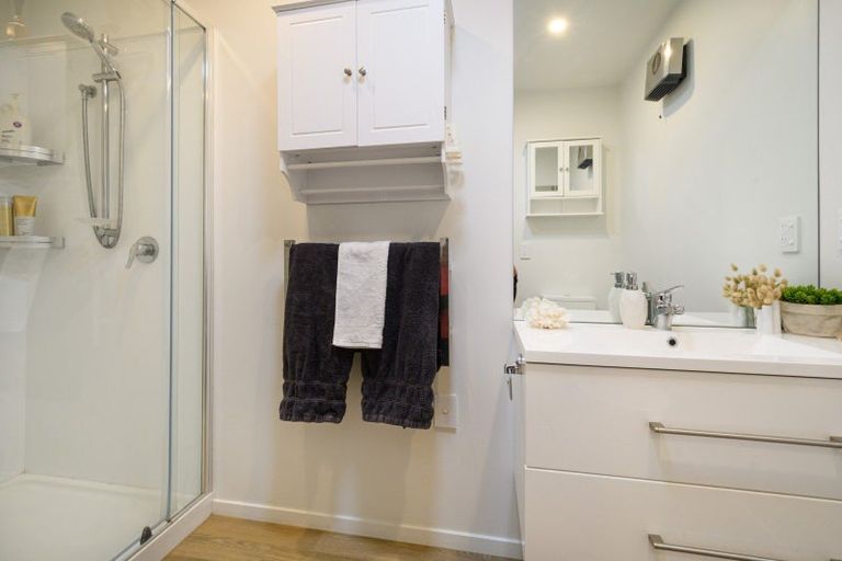 Photo of property in 14 Timbermill Road, Whenuapai, Auckland, 0618