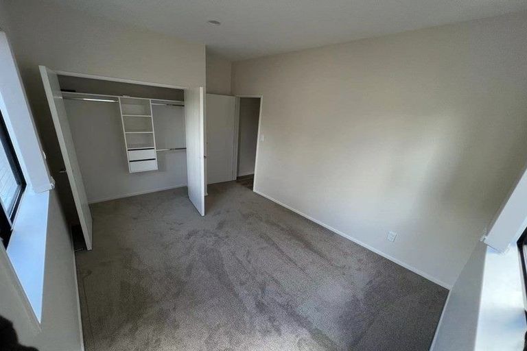 Photo of property in 4 Wyon Way, Flat Bush, Auckland, 2016