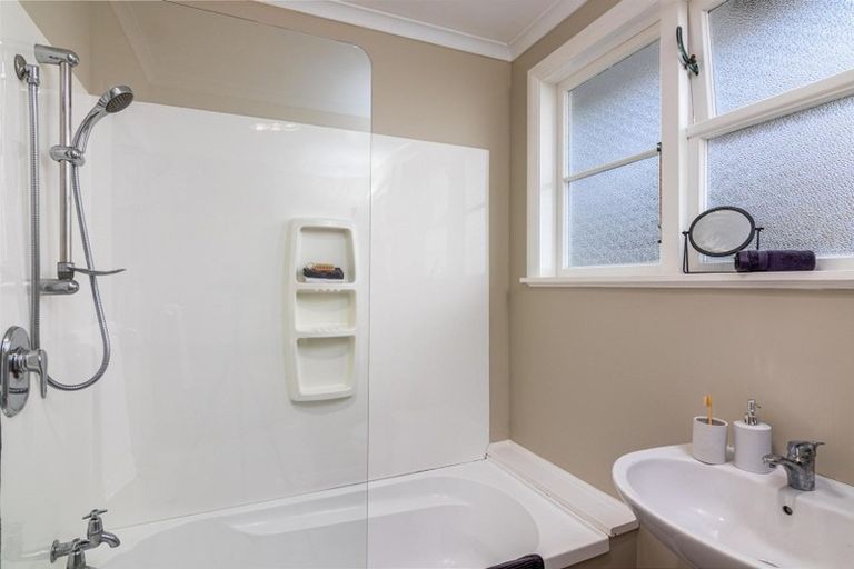 Photo of property in 15 Stamford Place, Lansdowne, Masterton, 5810