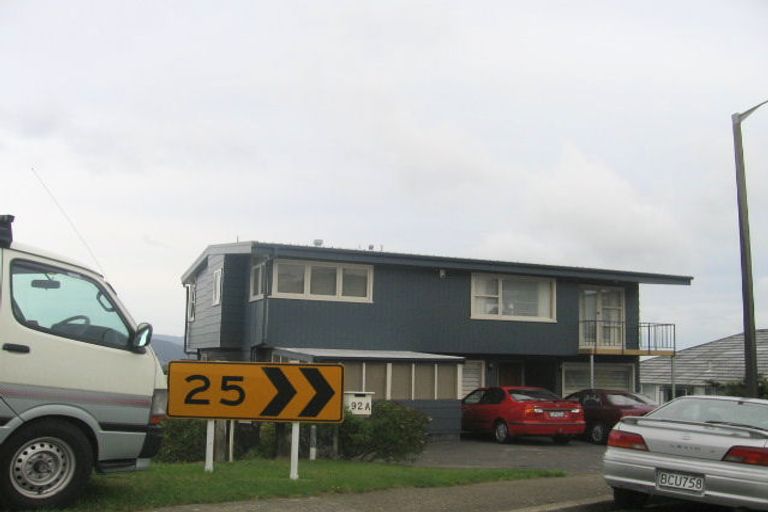 Photo of property in 92a Dowse Drive, Maungaraki, Lower Hutt, 5010