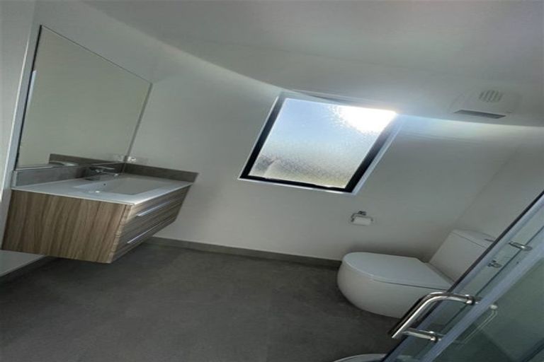 Photo of property in 7/4 Gilberthorpes Road, Islington, Christchurch, 8042