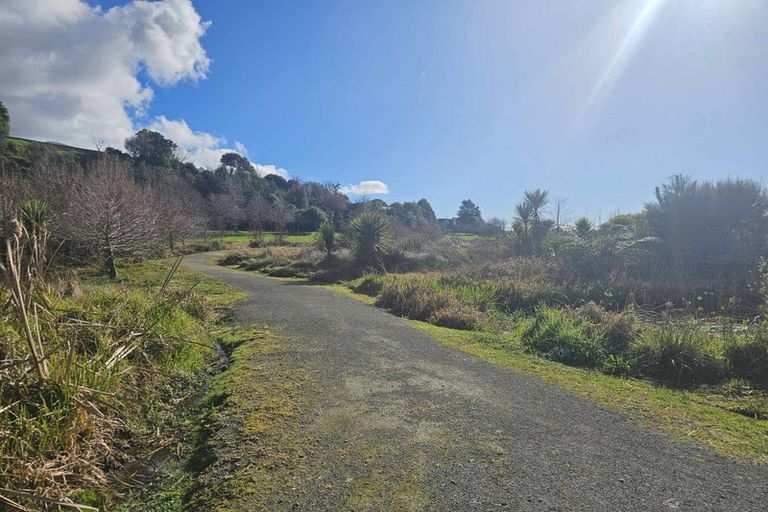 Photo of property in 2 Sunvale Place, Gate Pa, Tauranga, 3112