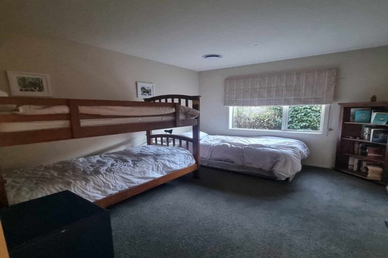 Photo of property in 12 Islington Place, Wanaka, 9305