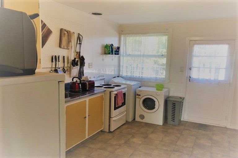 Photo of property in 1-6/74 Hokonui Drive, Gore, 9710