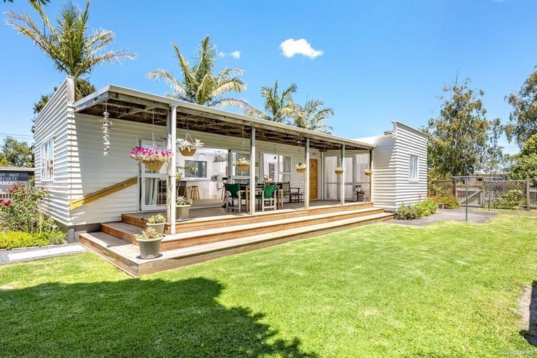 Photo of property in Ranui Primary School, 16 Ranui Station Road, Ranui, Auckland, 0612