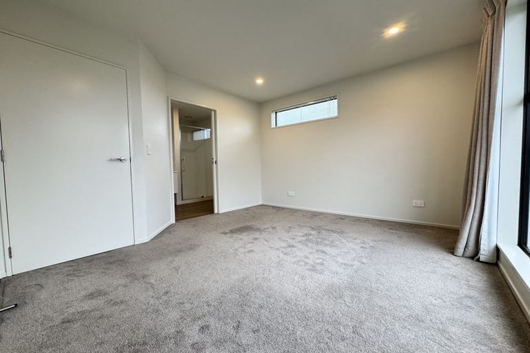 Photo of property in 4/6 Darvel Street, Riccarton, Christchurch, 8011