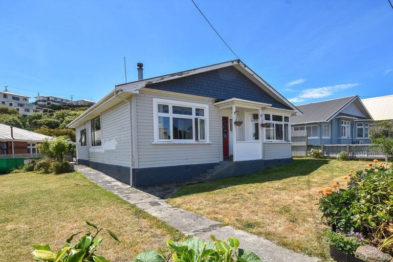 Photo of property in 37 Tahuna Road, Tainui, Dunedin, 9013