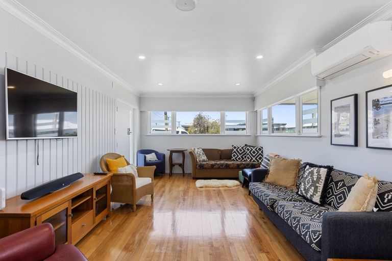 Photo of property in 46 Pitau Road, Mount Maunganui, 3116