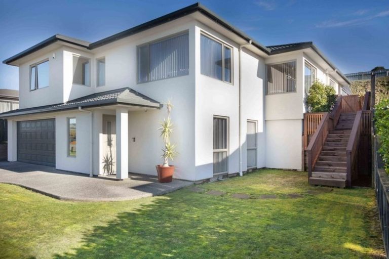 Photo of property in 50 Aotea Drive, Aotea, Porirua, 5024