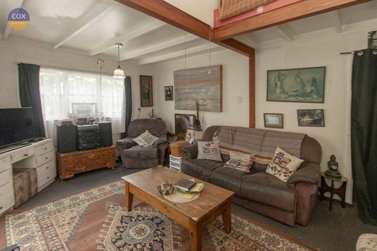Photo of property in 33 Shakespeare Road, Bluff Hill, Napier, 4110