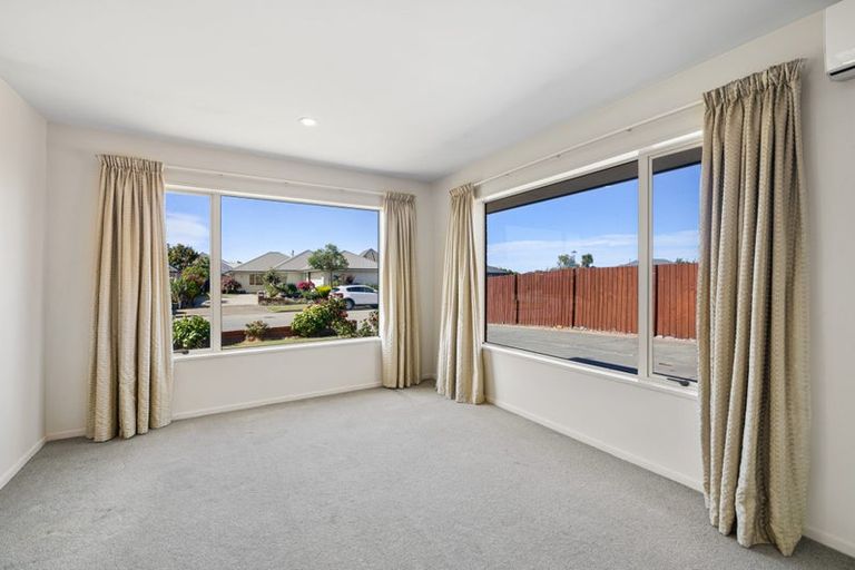 Photo of property in 68 Kotuku Crescent, Woolston, Christchurch, 8023