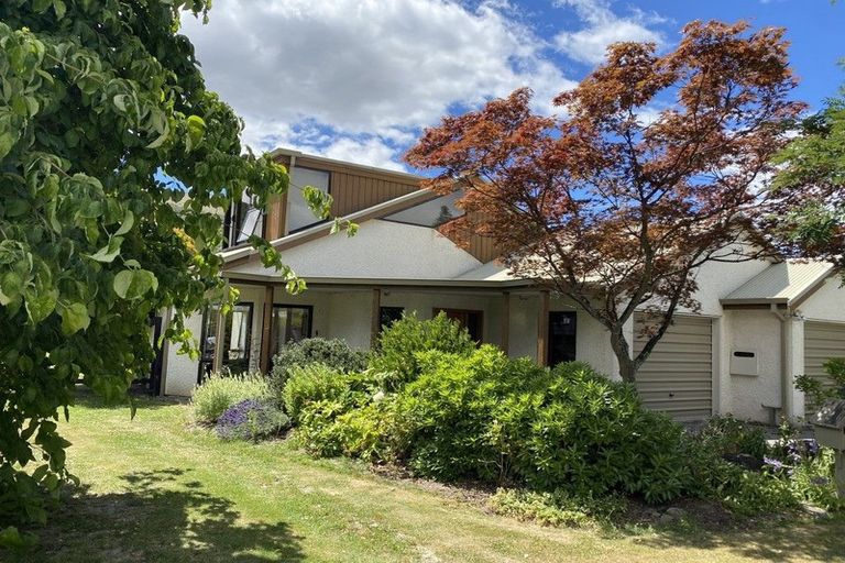 Photo of property in 19 Thomson Street, Arrowtown, 9302