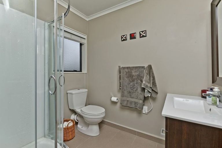 Photo of property in 20 Princeton Parade, Albany, Auckland, 0632