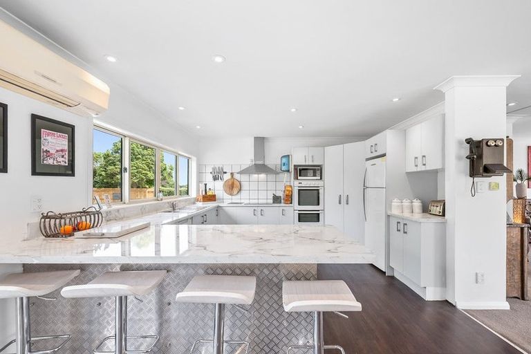 Photo of property in 63 Black Beech Street, Birchville, Upper Hutt, 5018