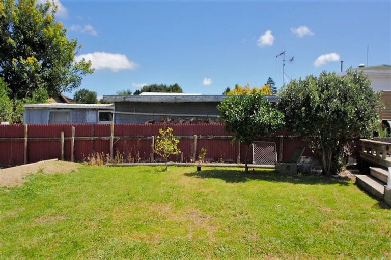 Photo of property in 4 Mcclure Street, Feilding, 4702