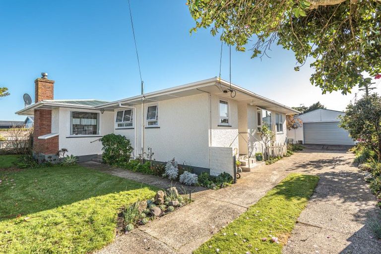 Photo of property in 64 Fitzherbert Avenue, Tawhero, Whanganui, 4501