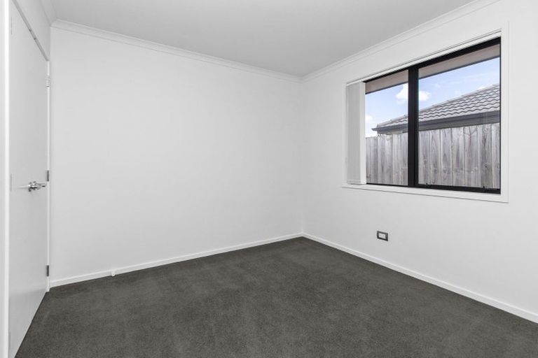 Photo of property in 30 Edgeview Crescent, Fitzroy, Hamilton, 3206